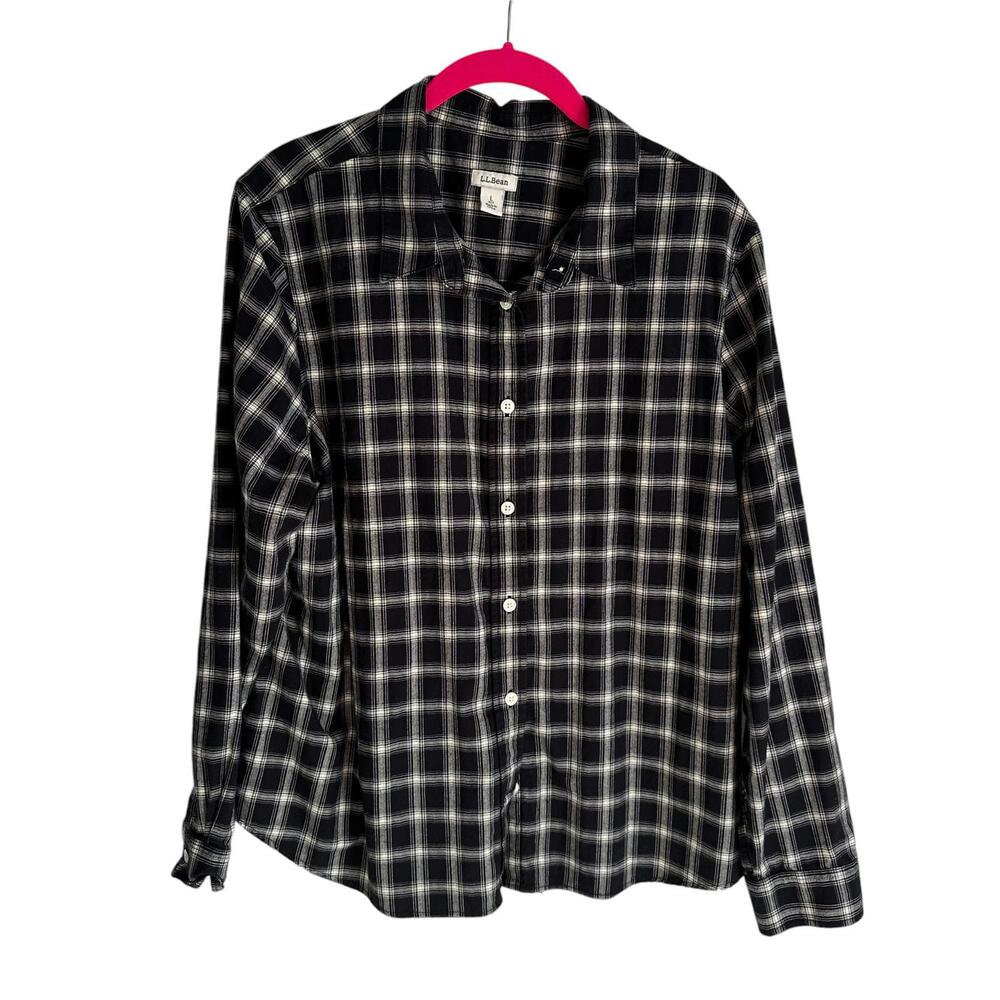 L.L. BEAN Black and White Plaid Petite Ladies Organic Cotton Button Up Top, L